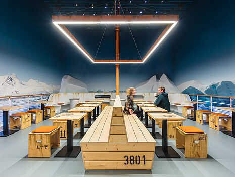 Das neu gestaltete Café im Klimahaus: MS Antarctica